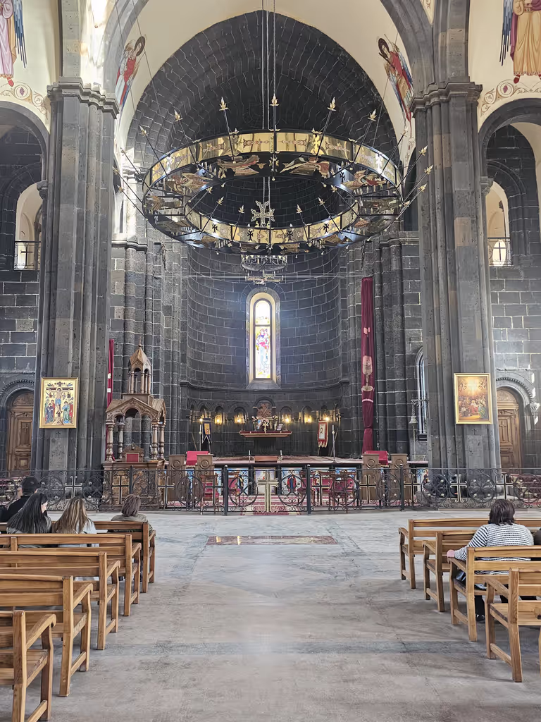 Gyumri & Harichavank Swinging Church photo 5